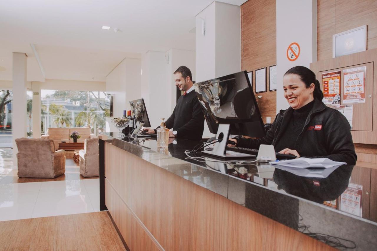 סנטנה דו ליברמנטו Confort Fronteira Hotel מראה חיצוני תמונה